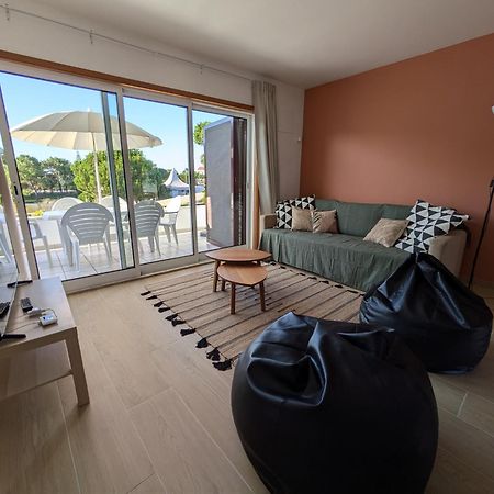 Private Lake Condo Apartment - Troia Bagian luar foto