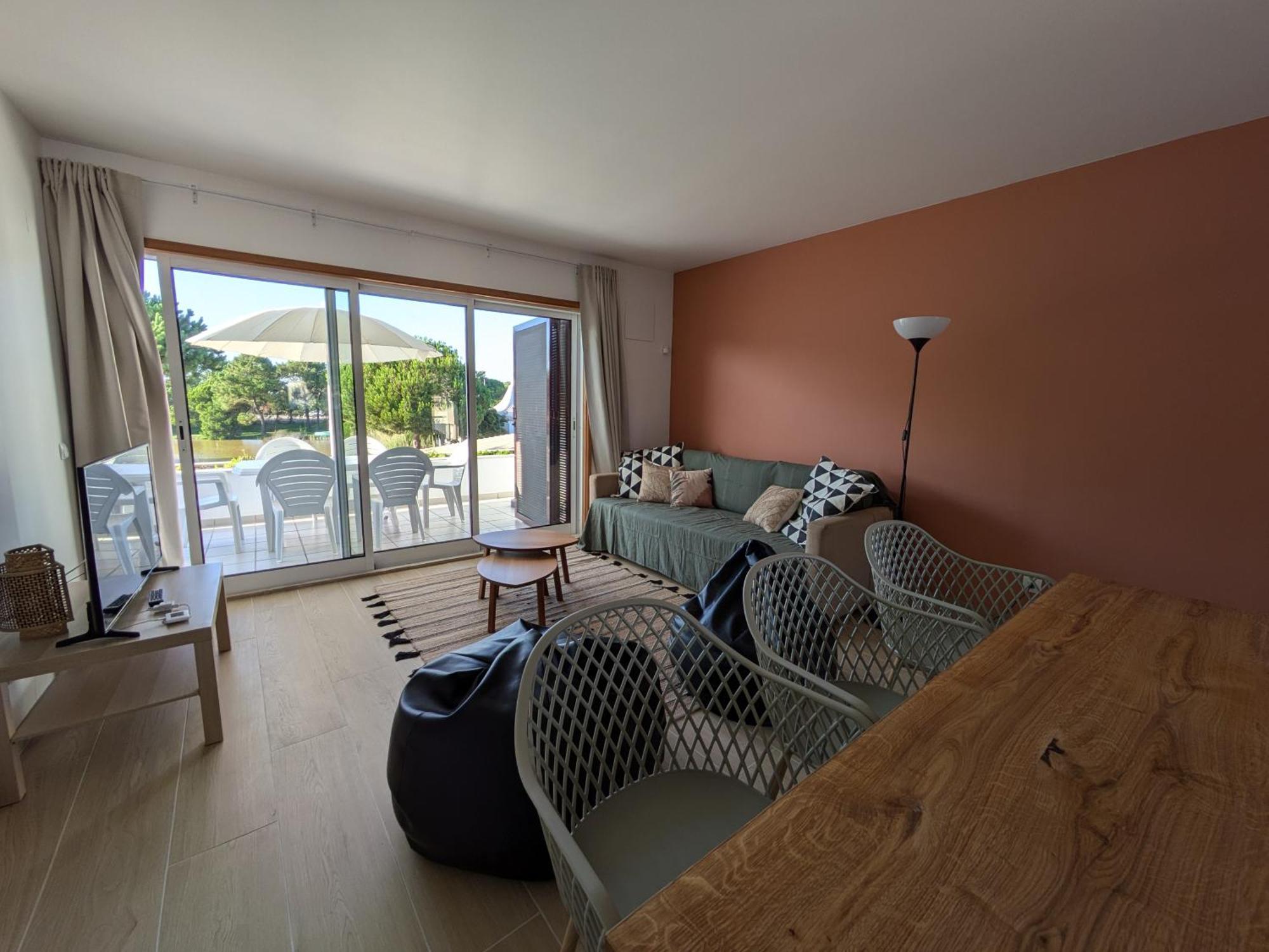 Private Lake Condo Apartment - Troia Bagian luar foto